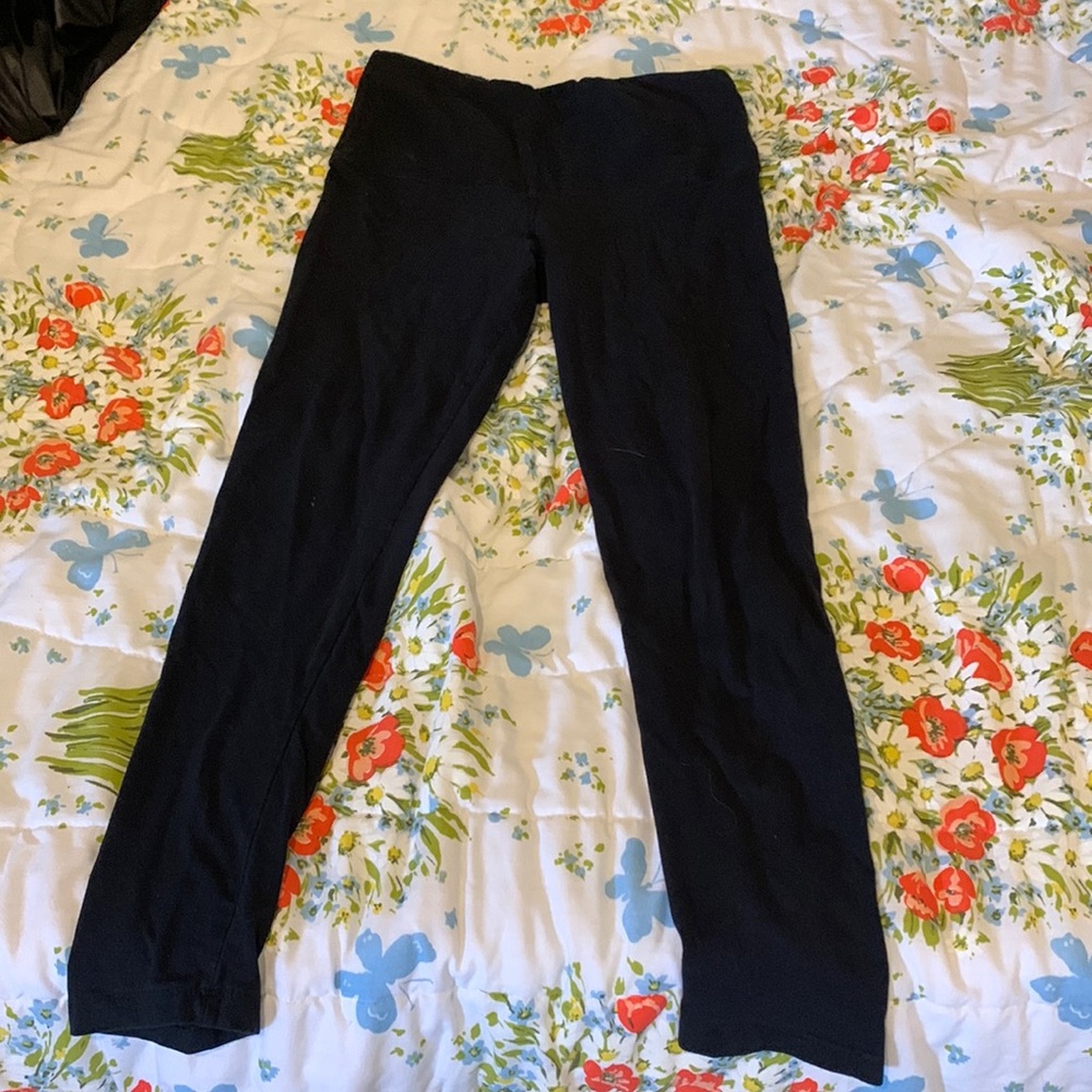 black leggings